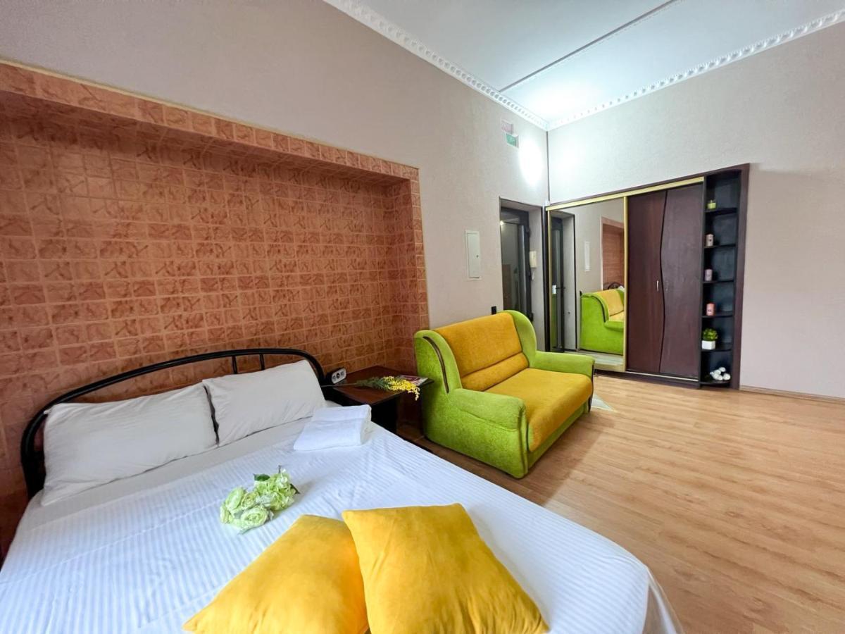 Apartment In The Historic Center Київ Екстер'єр фото