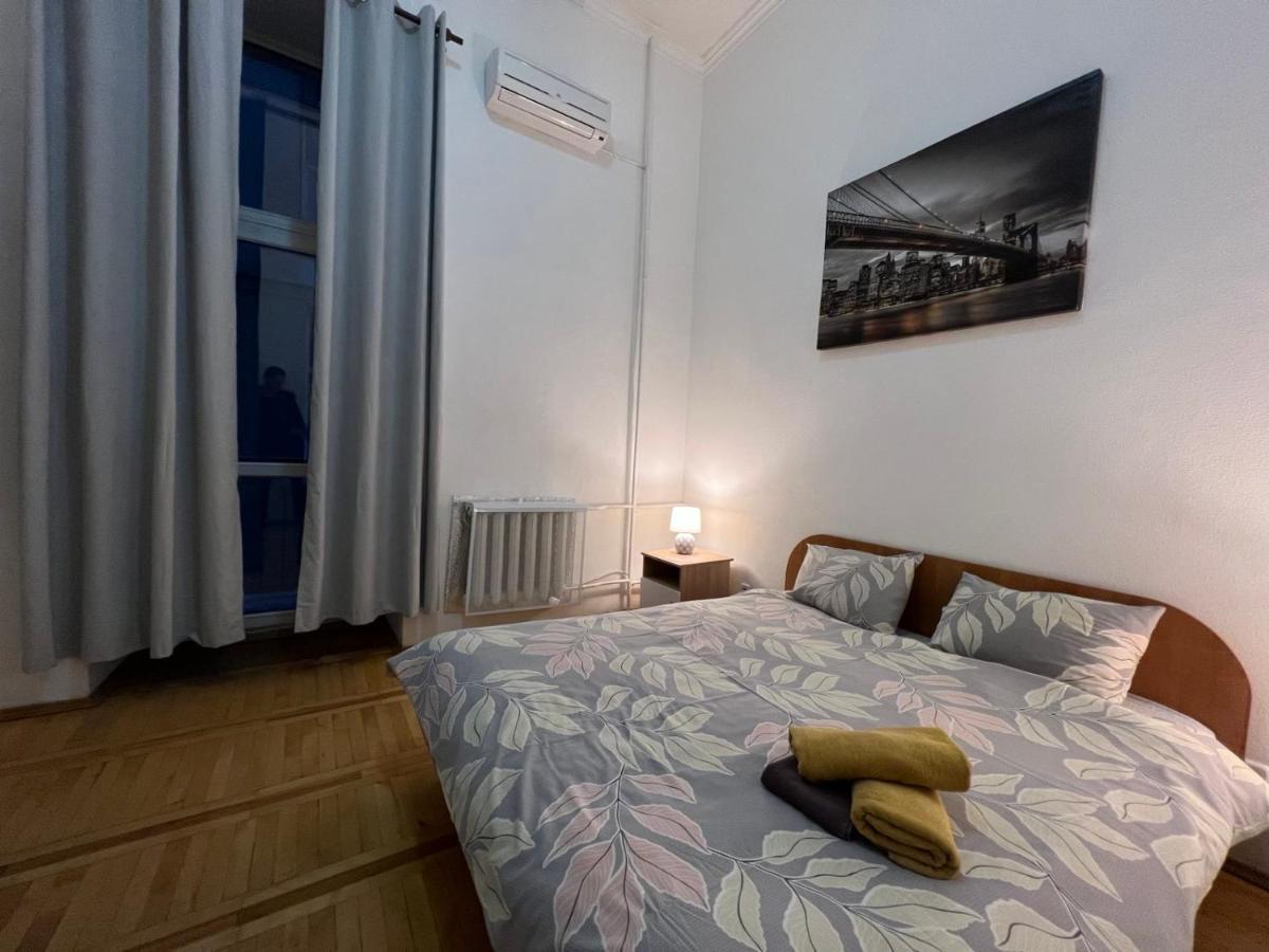 Apartment In The Historic Center Київ Екстер'єр фото